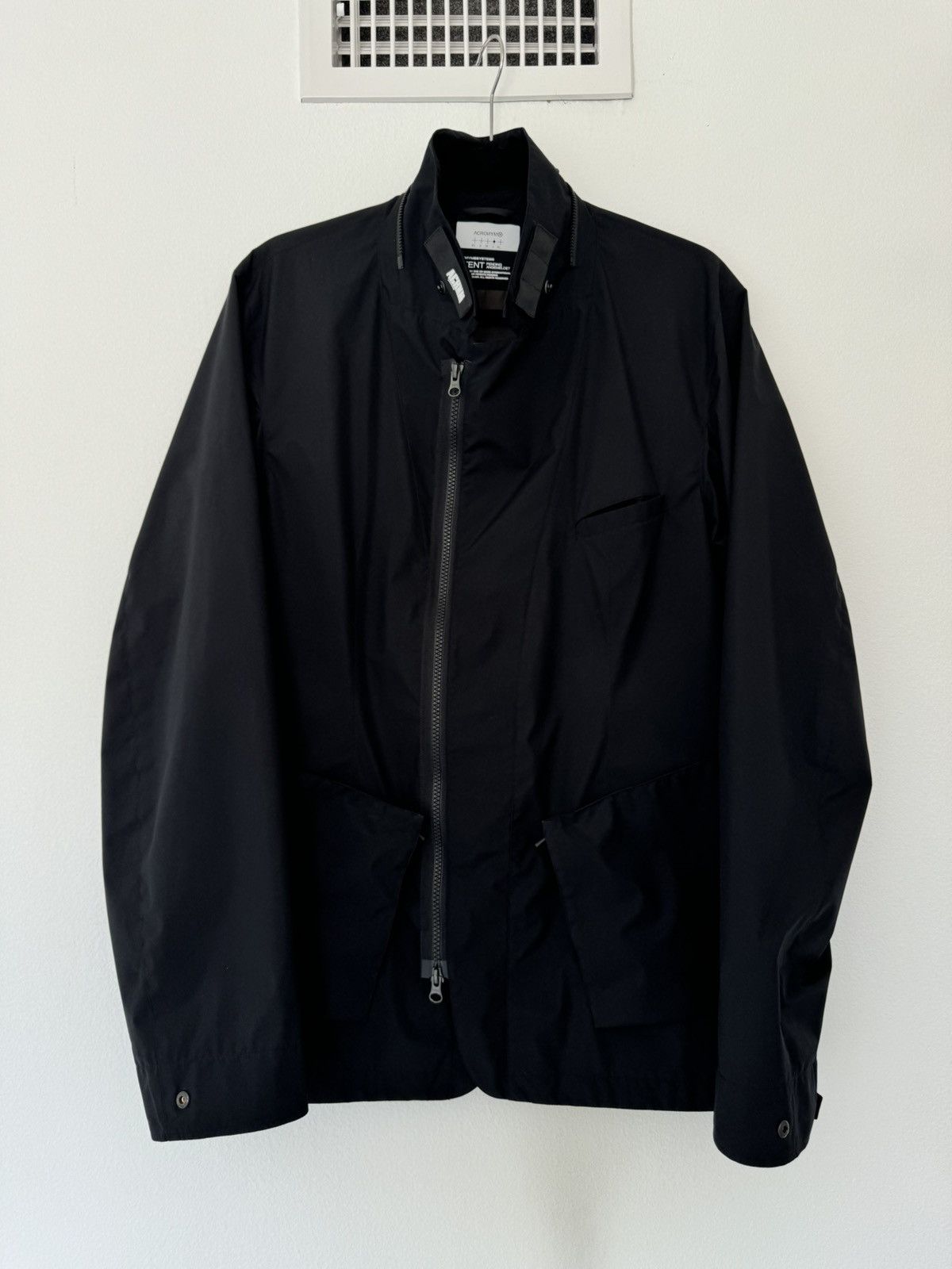 Acronym J29-WS SS23 Large