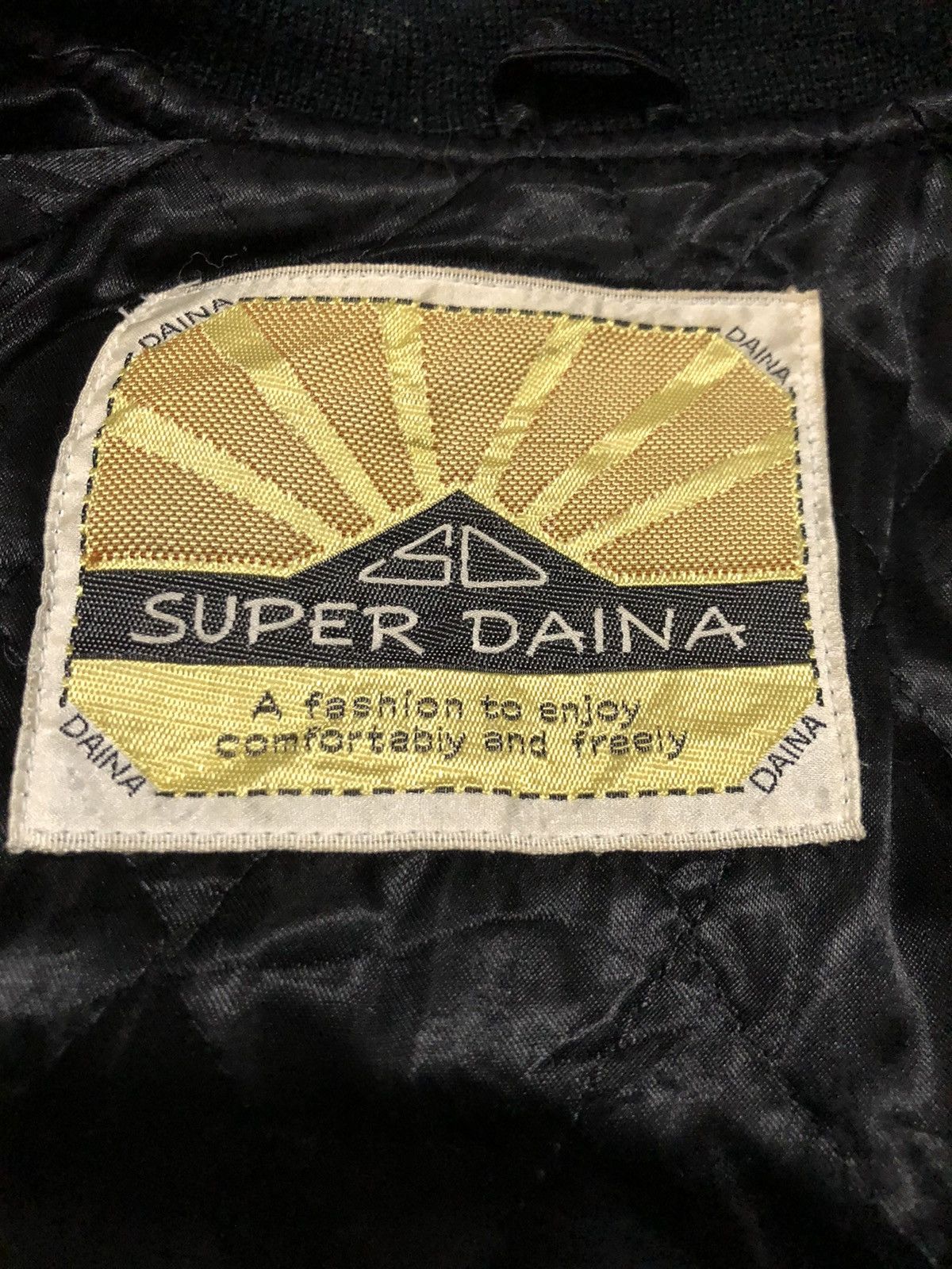 Vintage - VJ23 Super Daina Club 1981 Big Logo Varsity Jacket - 5