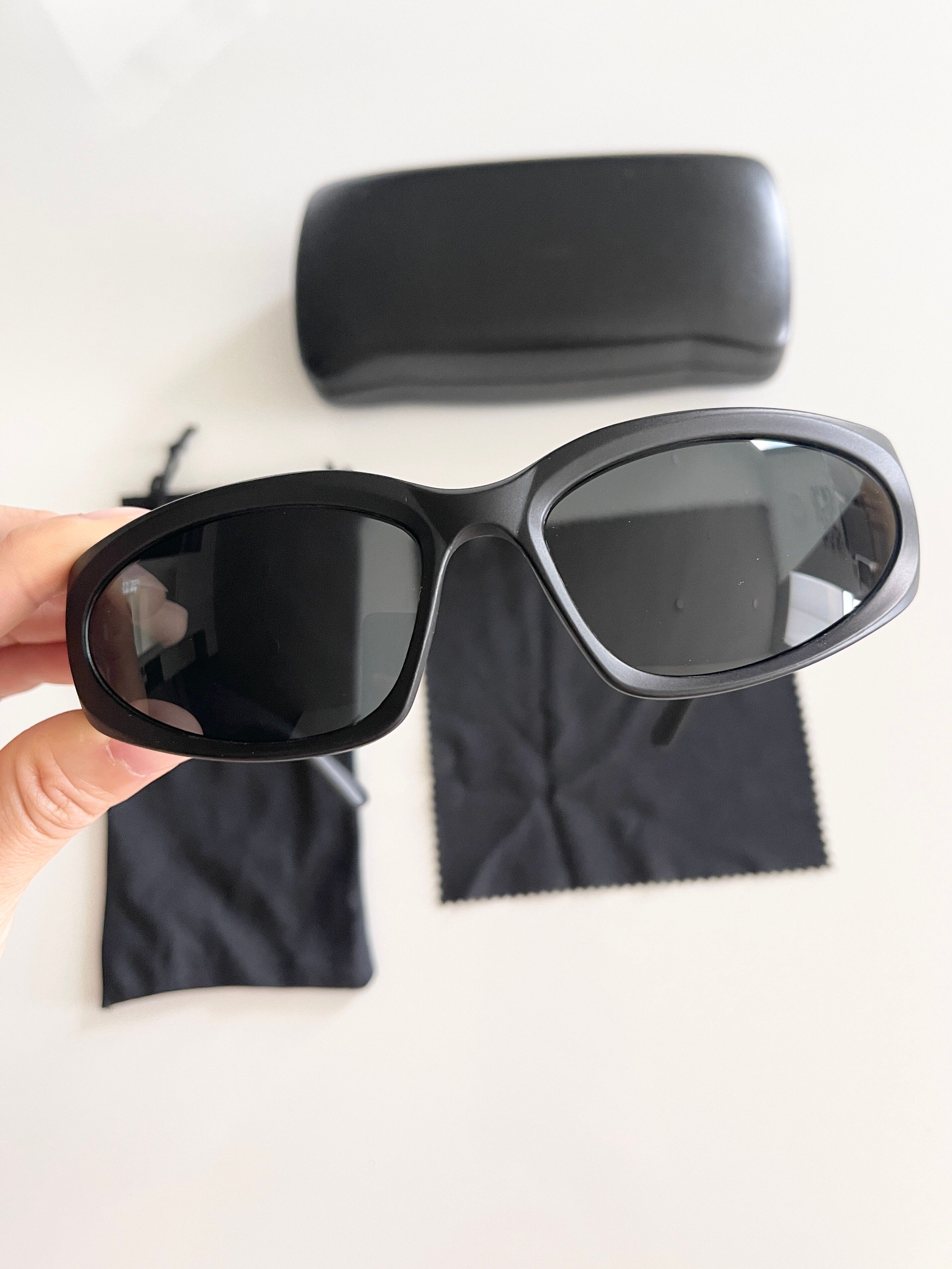 Japanese Brand - STEAL! Futuristic Y2K Utility Sunglasses - 3