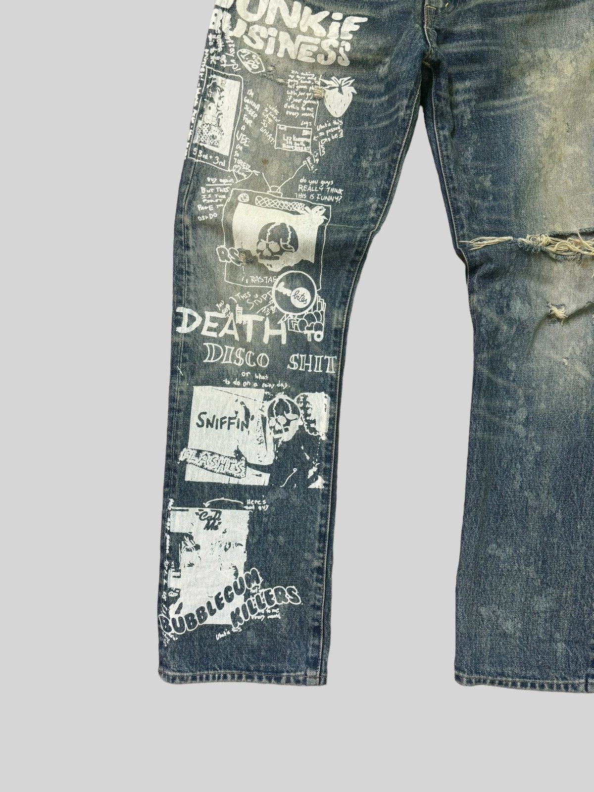 Distressed RNA INC Junkie Business Trashed Denim - 7