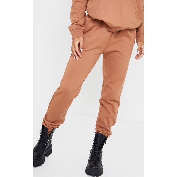 PrettyLittleThing - Pretty Little Thing Tan High Waist Wax Toggle Joggers - 4