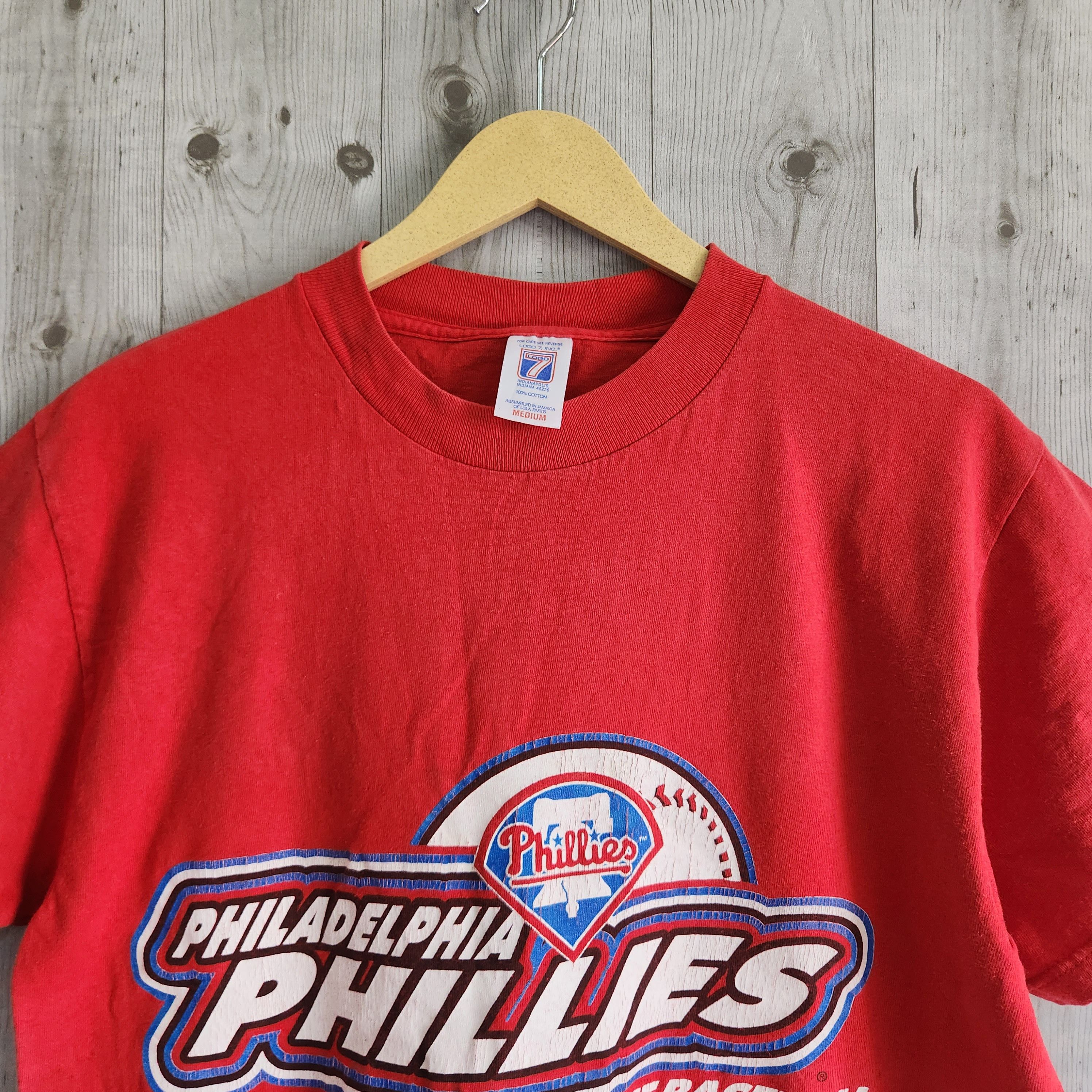 Vintage Philadelphia MLB Phillies Logo 7 Copyright 2000 - 15