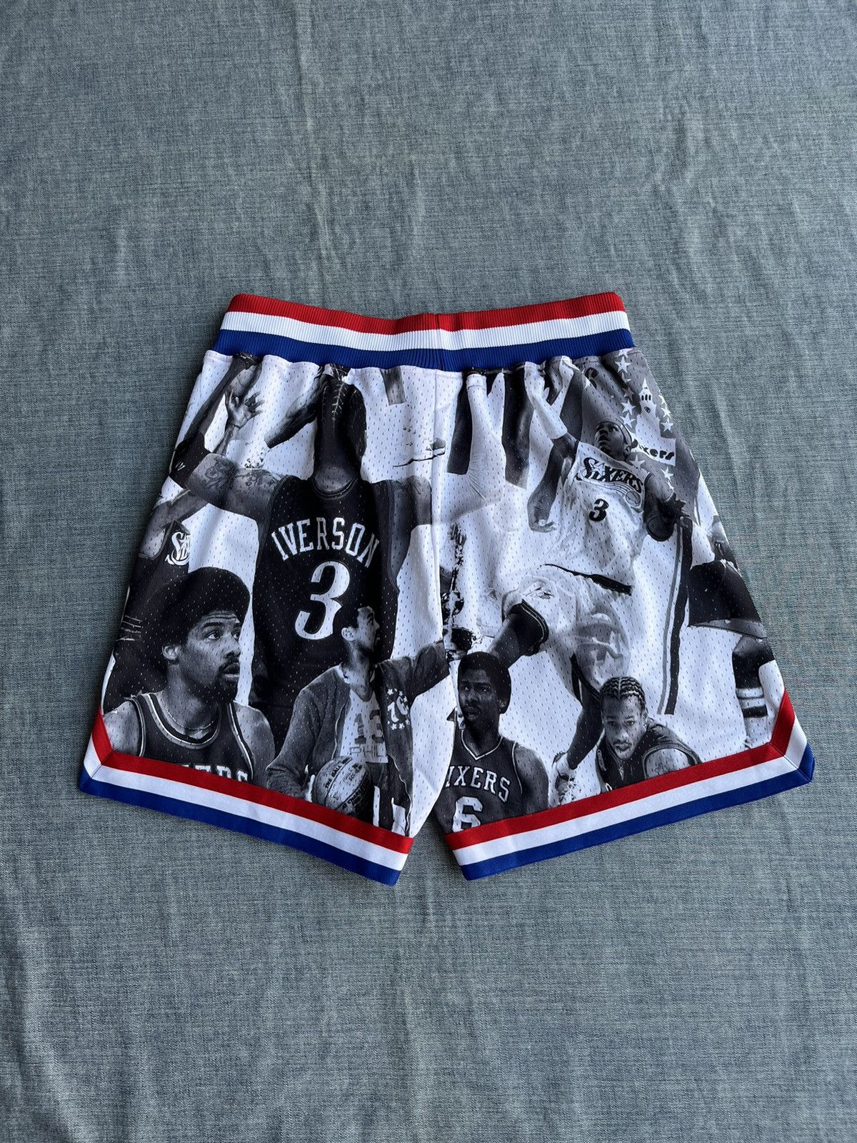 Mitchell & Ness - Lapstone Mitchell Ness Icon Collage 76ers Shorts XL Limited - 8