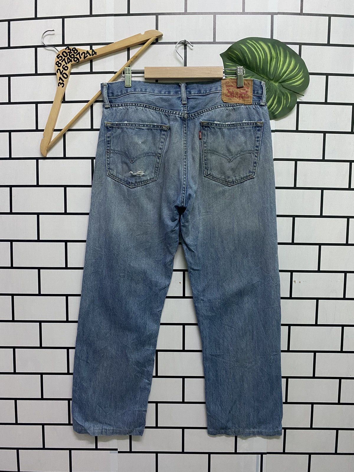 Vintage LEVIS 559 Relaxed Straight Denim -L49 - 2