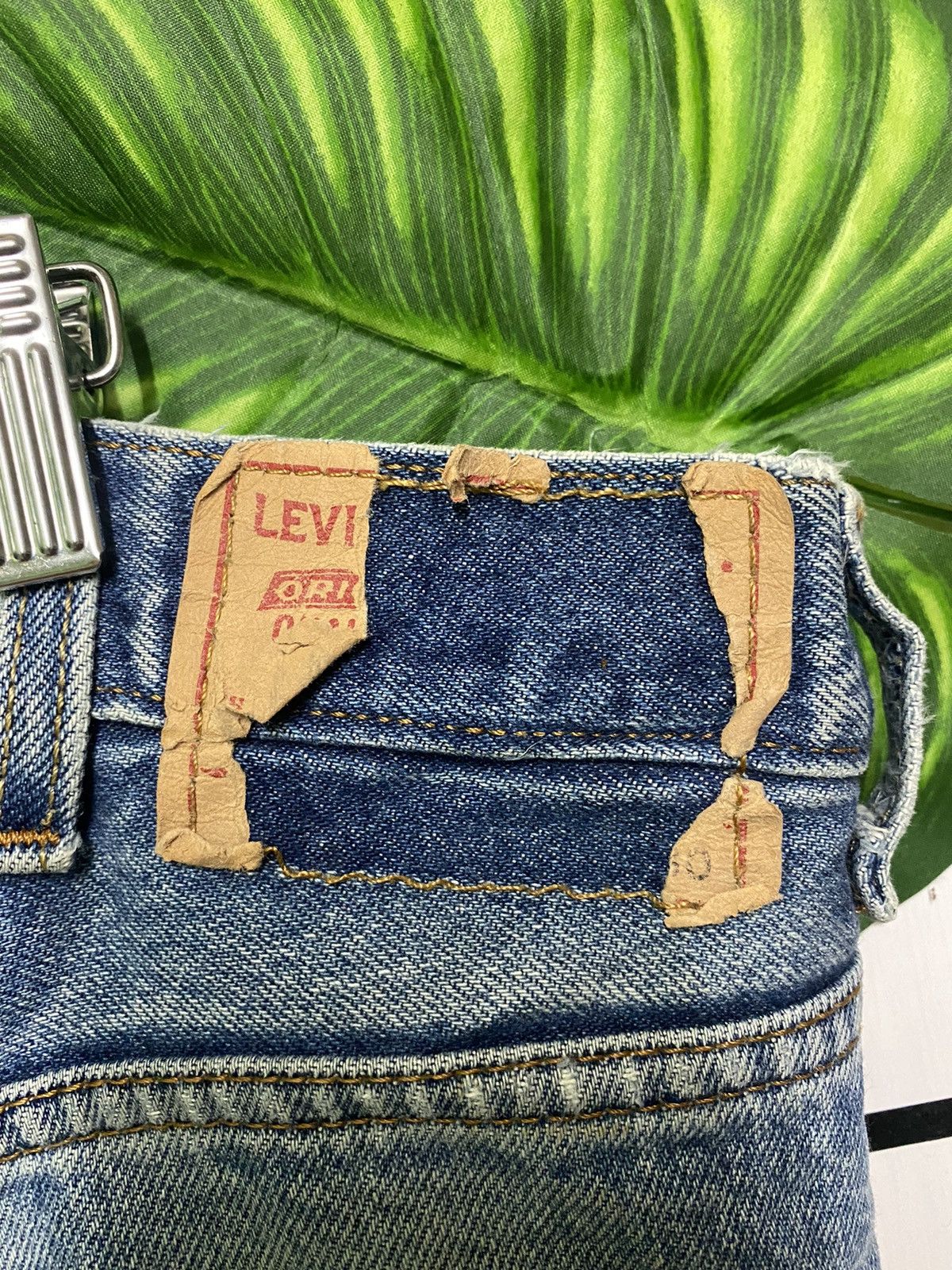 Vintage Levi's 505 Regular Fit Jean -L37 - 11