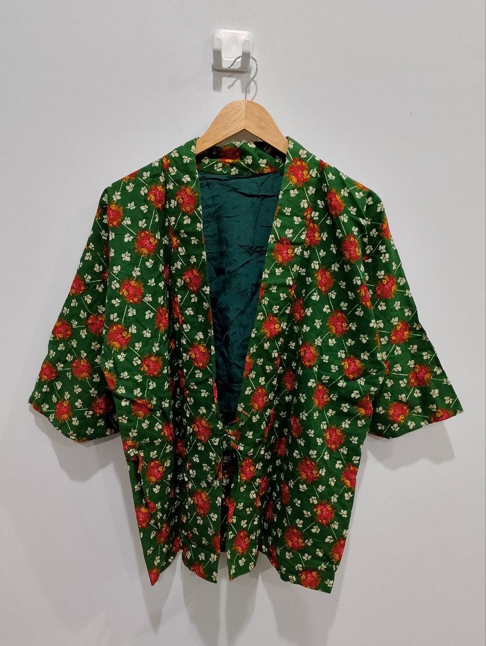 Archival Clothing - Japanese Floral Green Abstract Kimono - 2