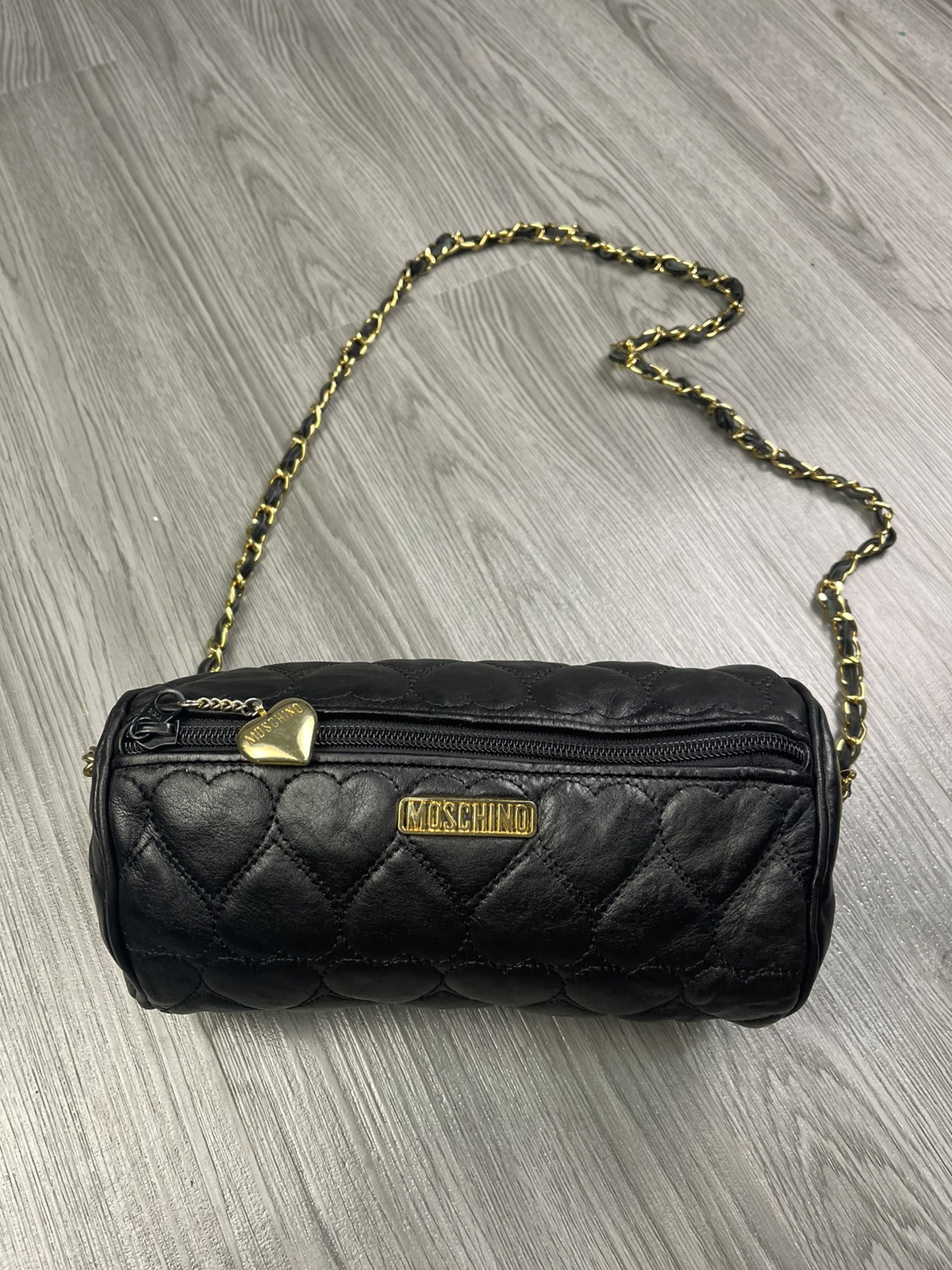 Steals🔥Moschino quilted Cylinder Black crossbody bag - 8