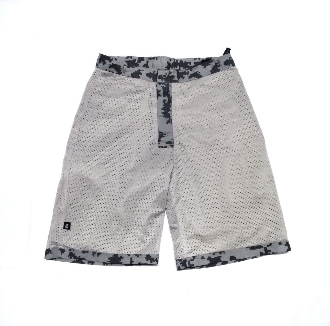 Stüssy 🔥 Vintage Stussy surplus digital camo short pants