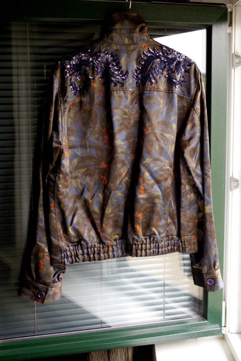 runway SS18 50 Sequin Embroidered Palm Print look52 - 4