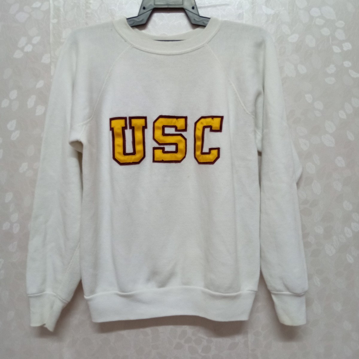 American College - DELETE TODAY Vintage USC Patch Big Logo Pullover - 1