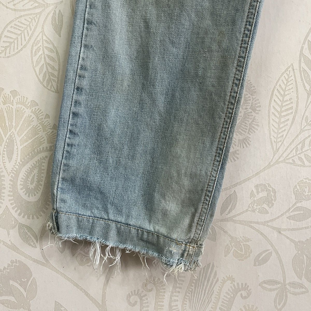 Faded Dolce & Gabbana Distressed Denim Classic 14 - 8