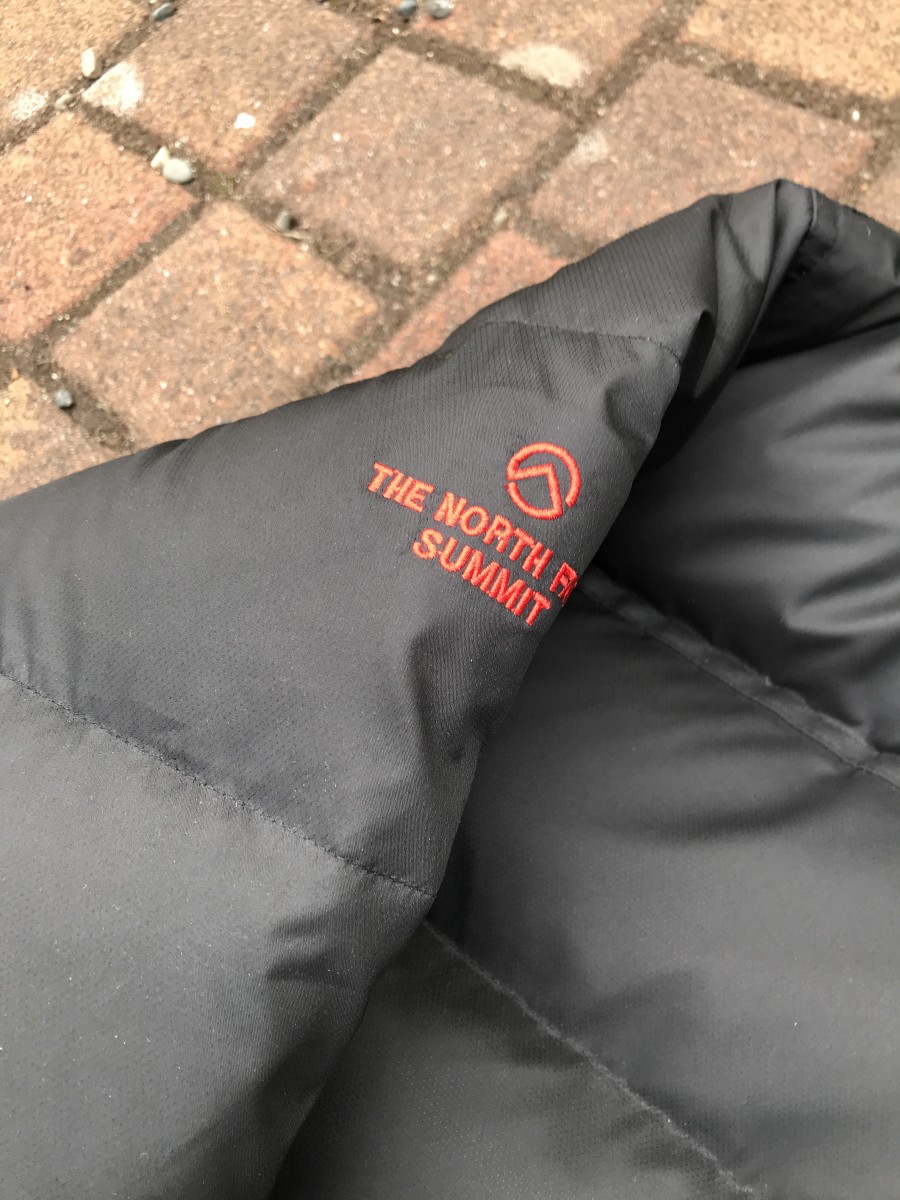 The North Face 900 Summit Series Puffer Jacket - 3