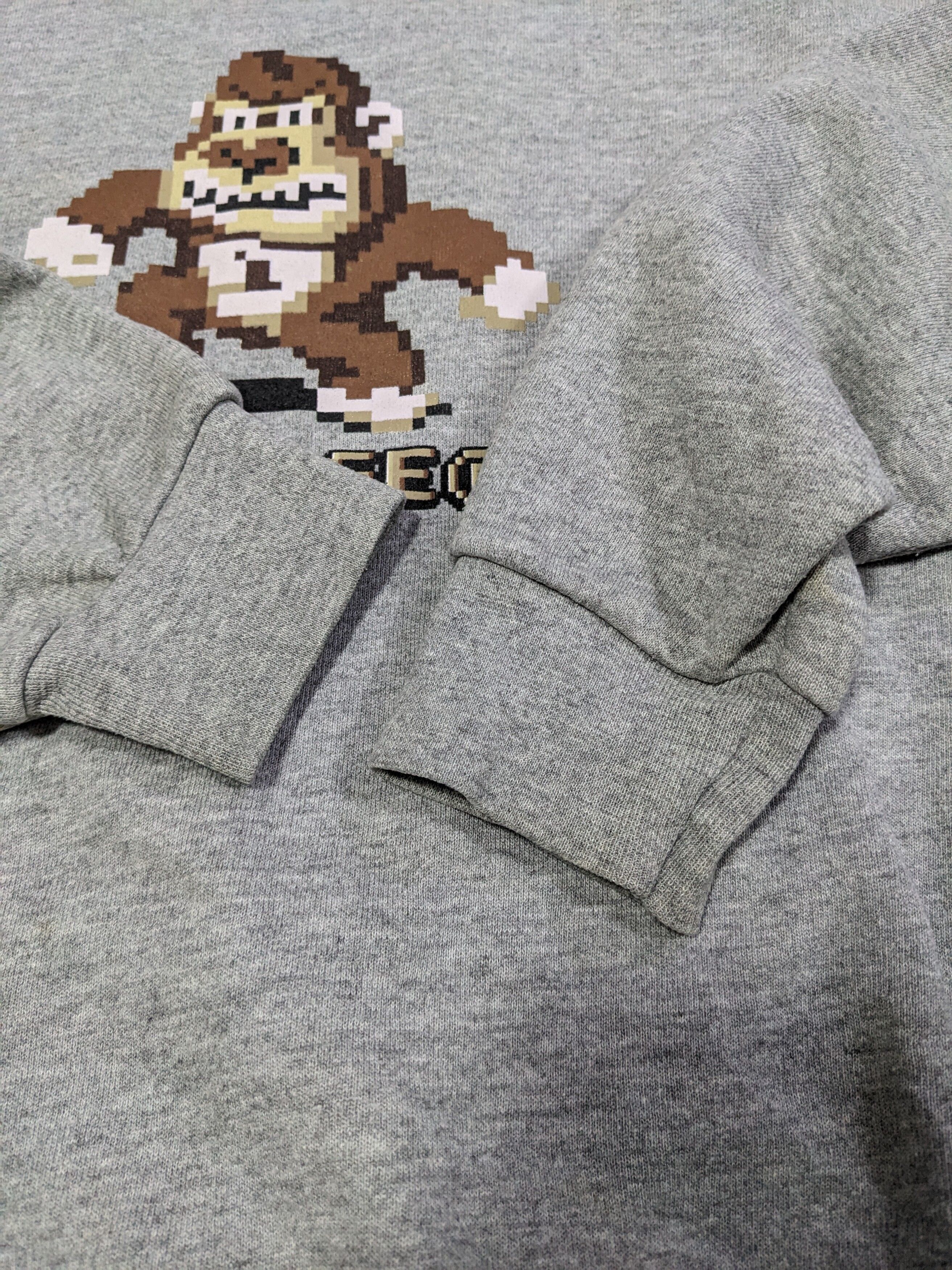 Vintage XLarge Pixelated Ape Gray Mens Sweatshirt Pixel - 5