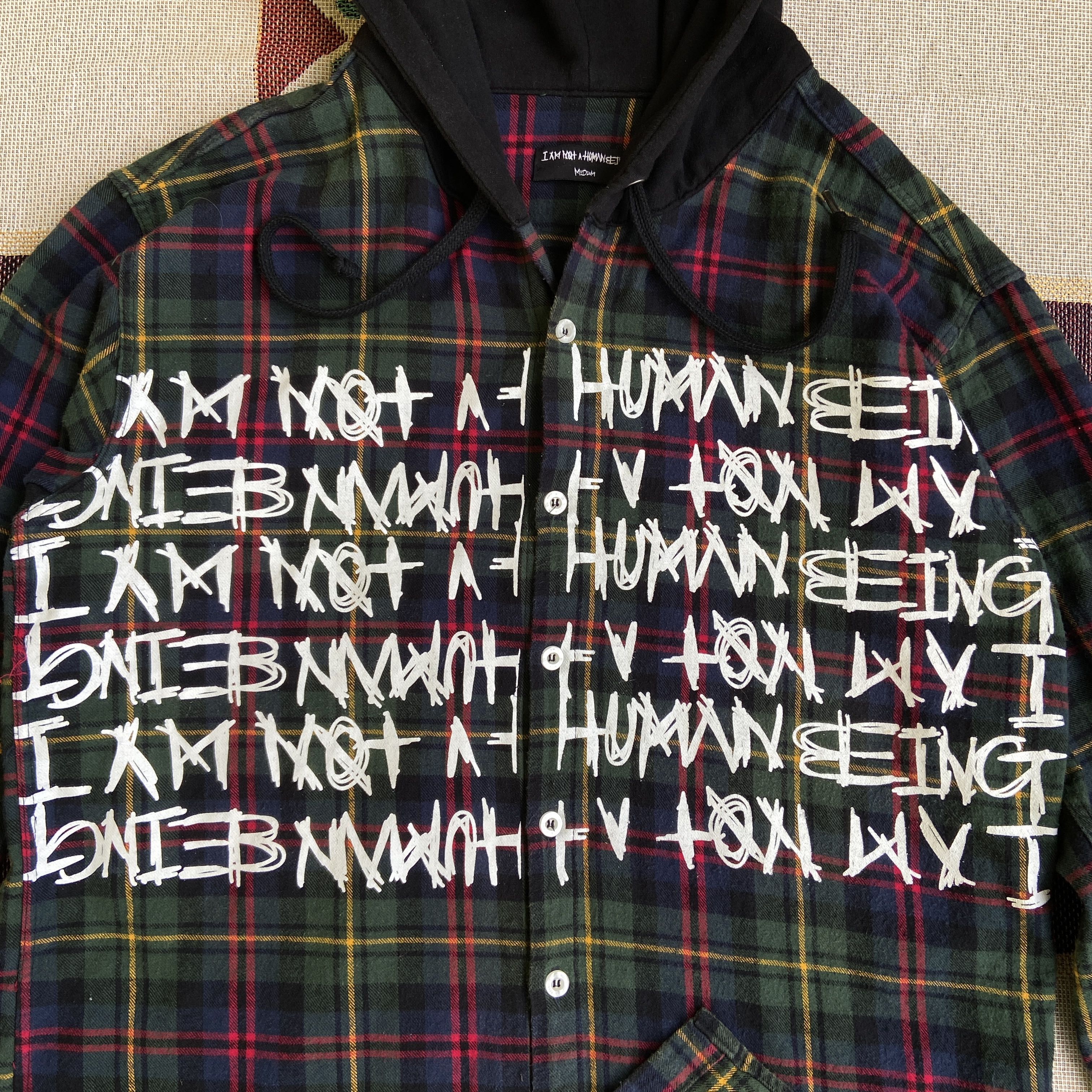 I Am Not A Human Being Hooded Style Veterano Tartan For Layer Outer - 4