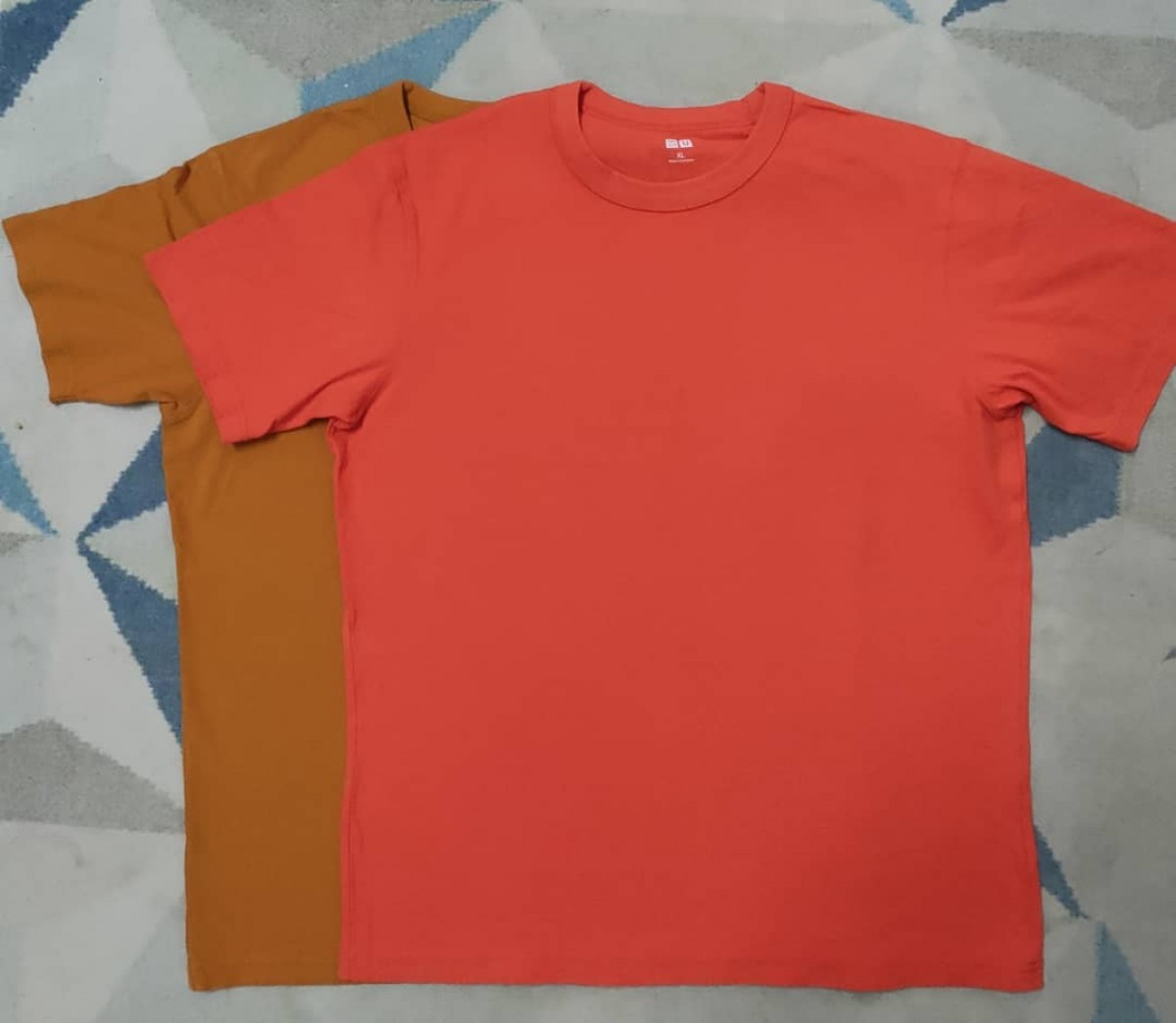 Uniqlo - Light Color Blank T - 1