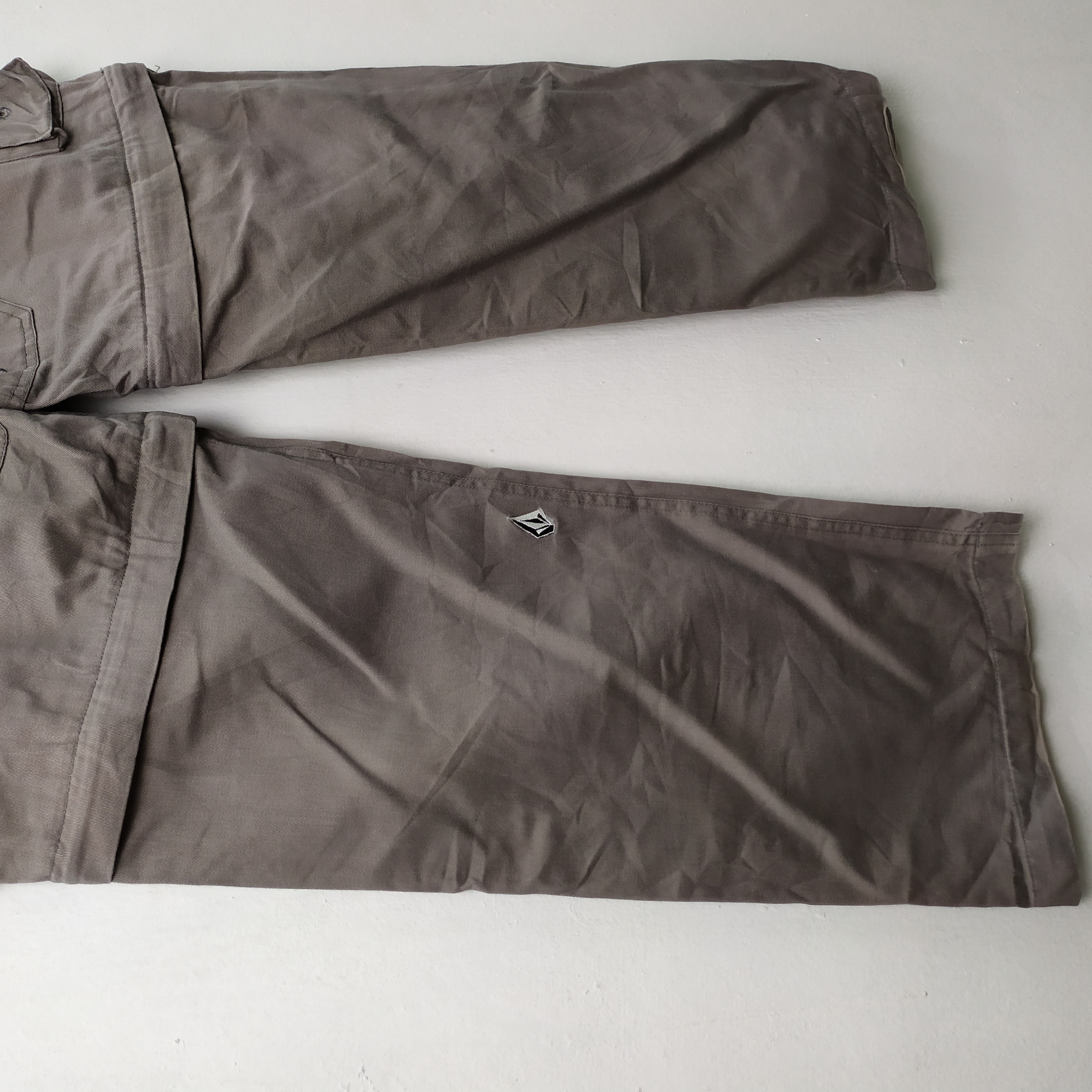 Vintage - VOLCOM FADED VINTAGE CARGO PANTS - 8