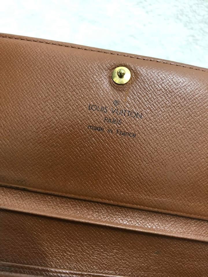 Authentic LOUIS VUITTON Wallet - 4