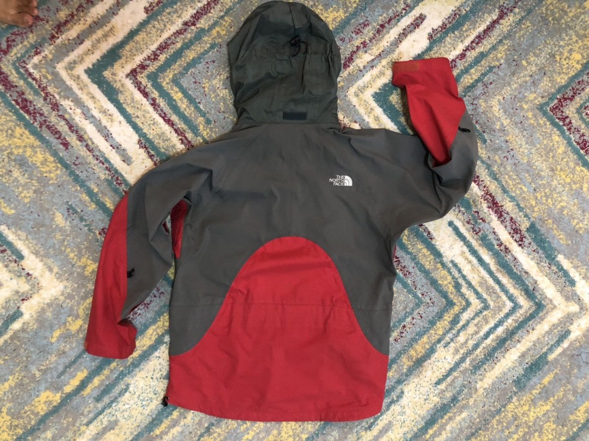 The North Face X Gore Tex Mountain Waterproof Jacket - 2