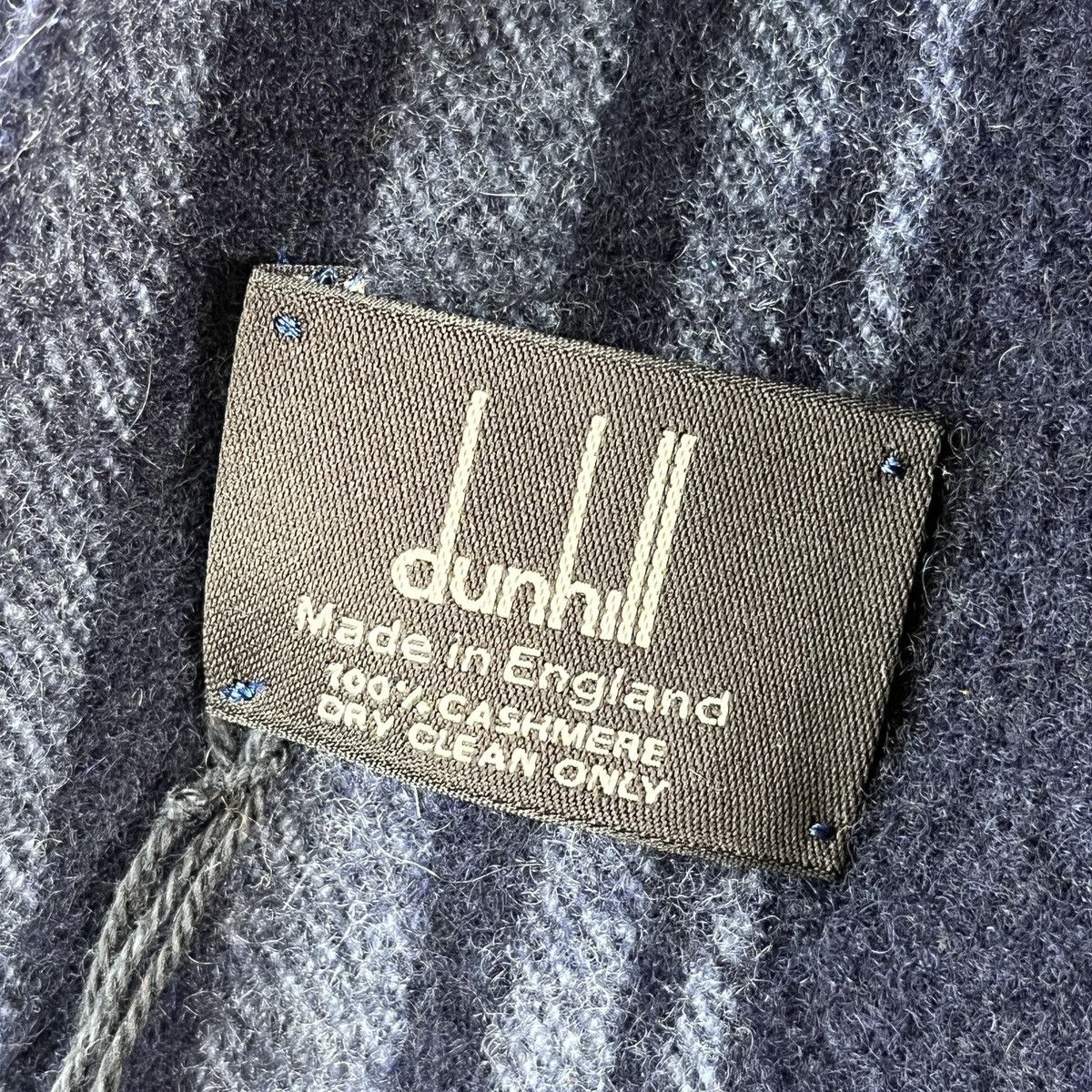 Vintage Alfred Dunhill Wool Scarves With Minor Ripped - 3