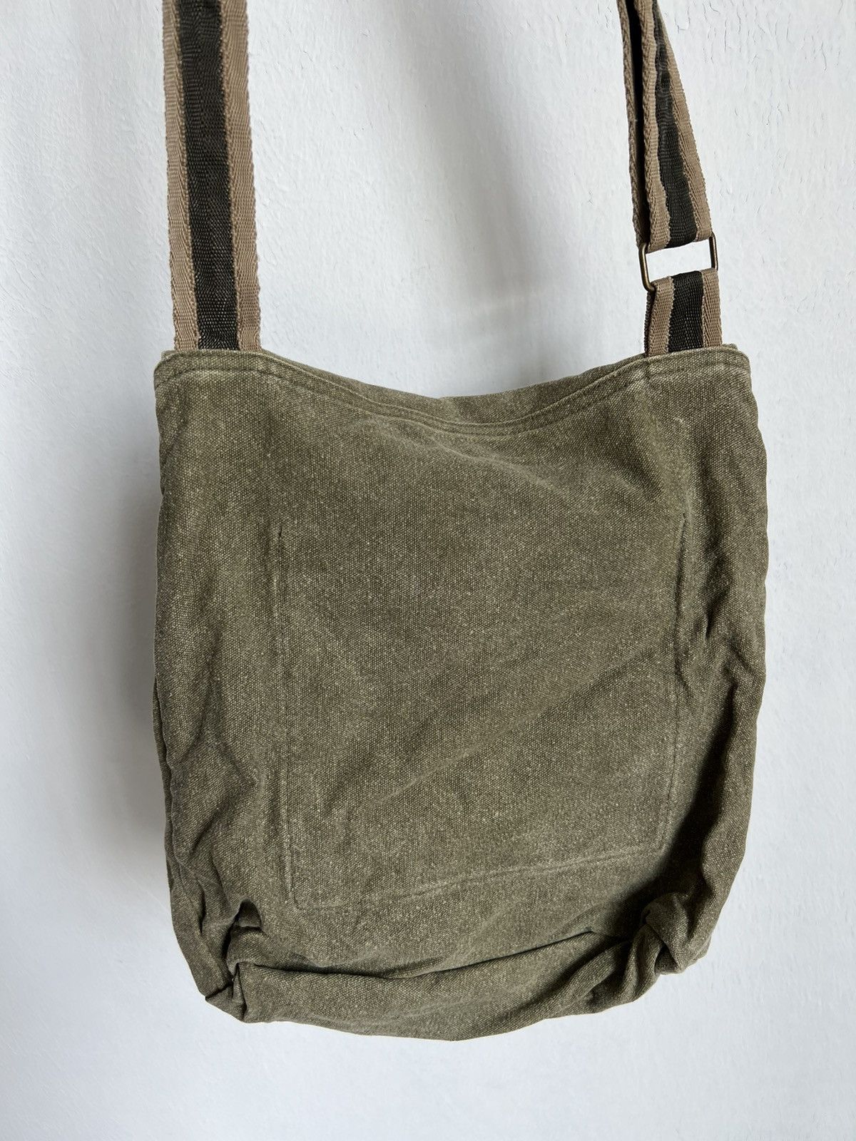 Outdoor Life - Army Style Sling Bag - 4