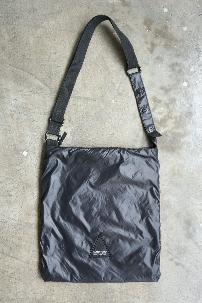 Eastpak × Raf Simons - Raf Simons - Eastpak - F/W 08 - Nylon Shoulder Bag - 1