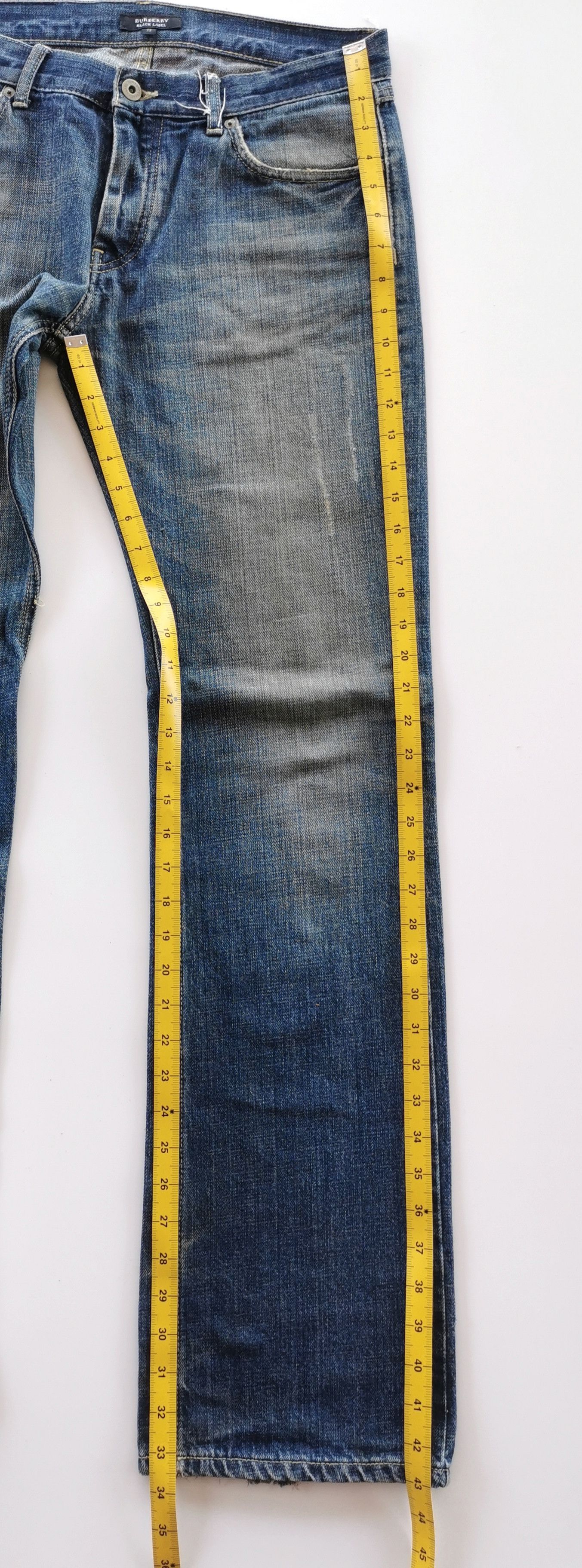 Burberry Slim Straight Distressed Jeans - 12