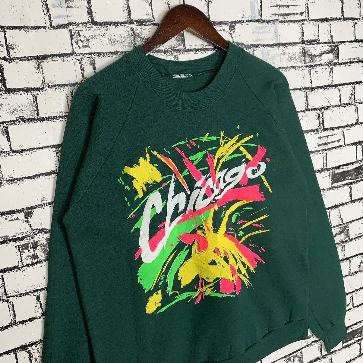 Vintage Chicago Big Print Sweatshirt Chicago Crewneck - 6