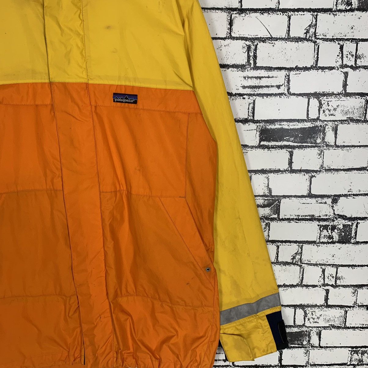 Patagonia Outdoor Clothing Company Patagonia Windbreaker - 6