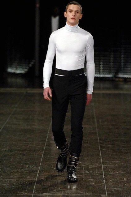 06aw white turtleneck - 2