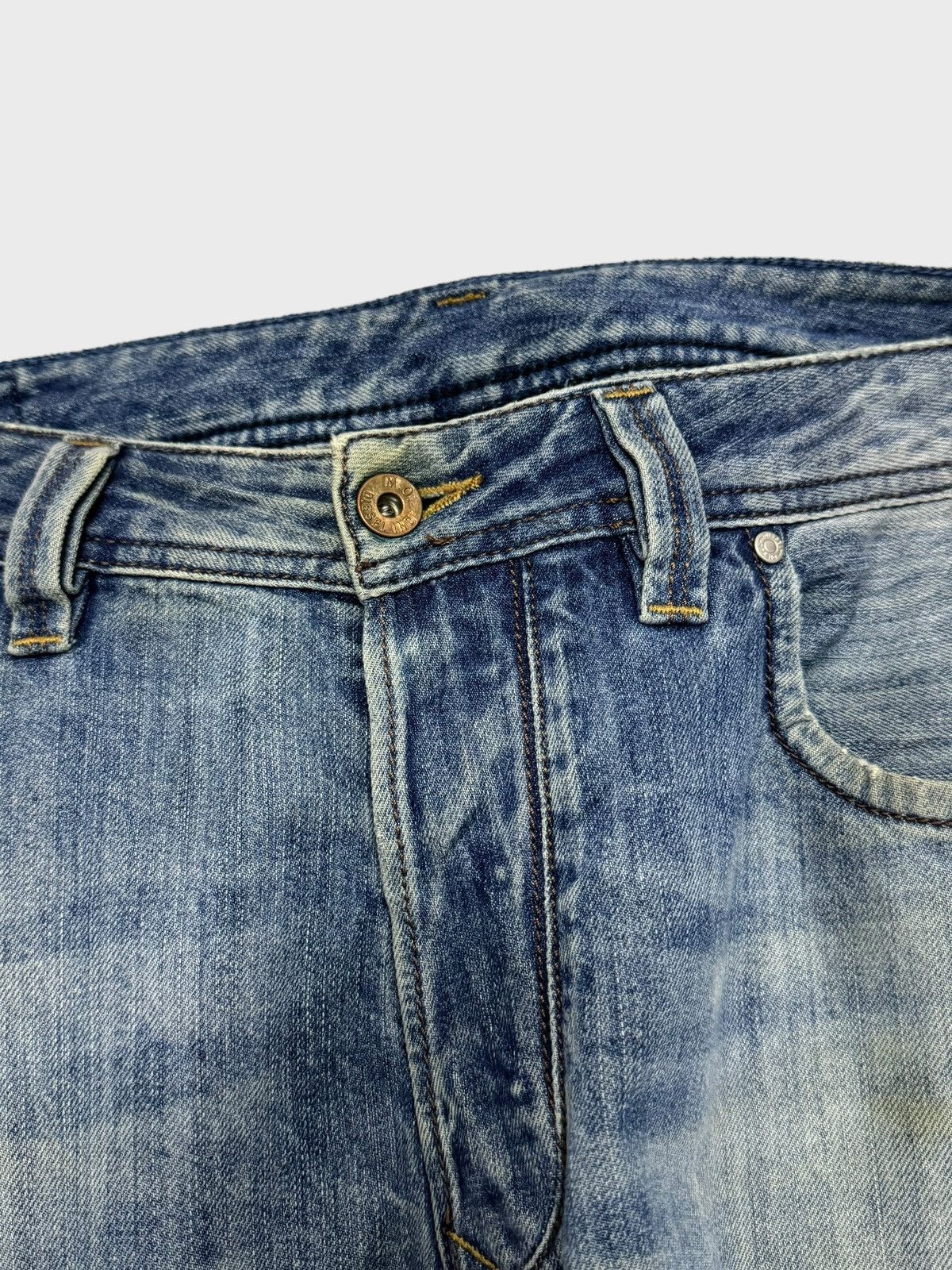 Vintage Distressed Diesel Industry Thrashed Jeans - 8