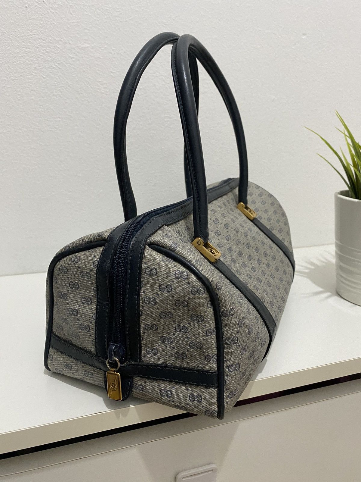 Authentic Gucci GG Boston Leather Bag - 2