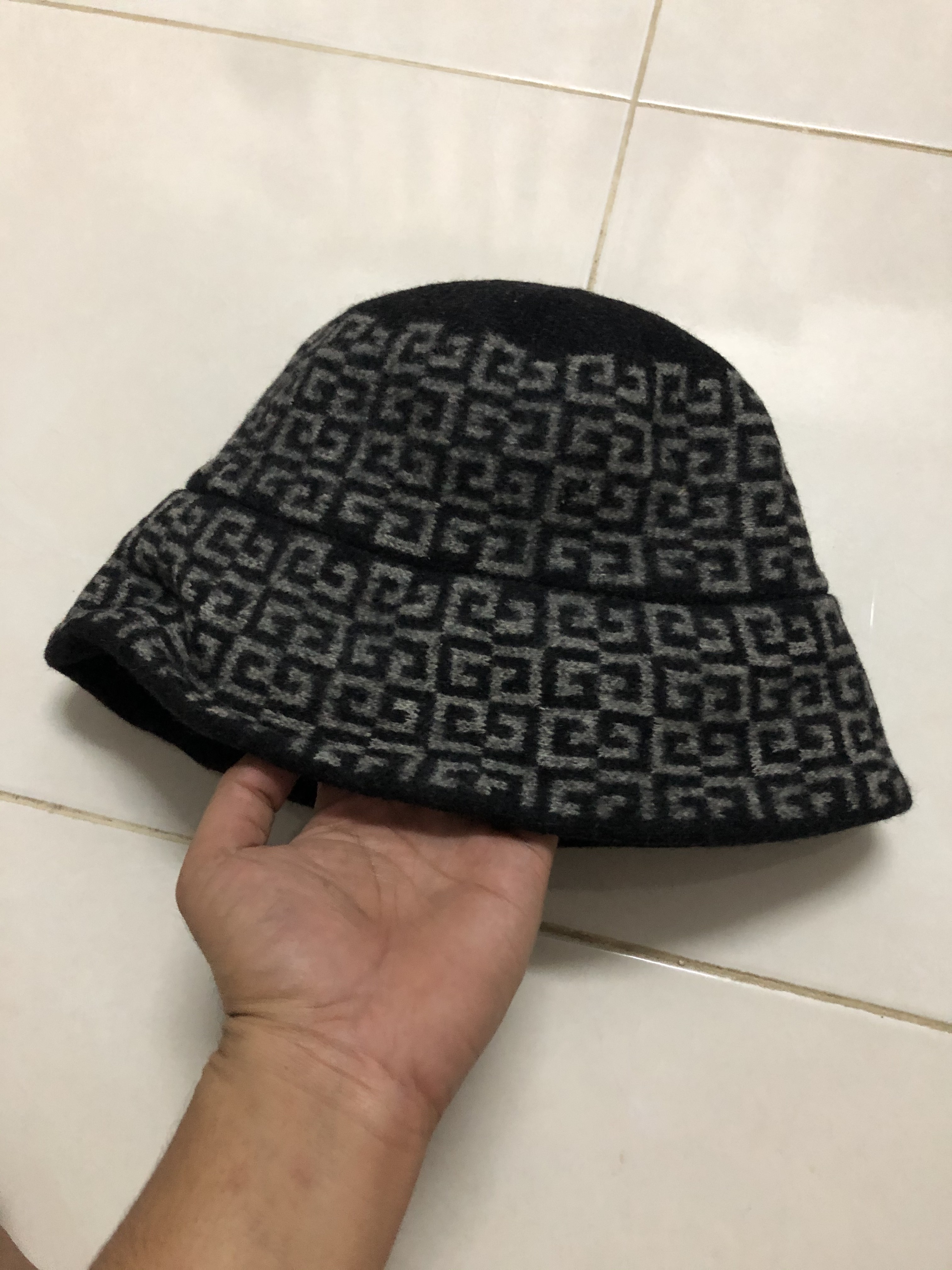 Givenchy Logo Wool Bucket Hat - 2