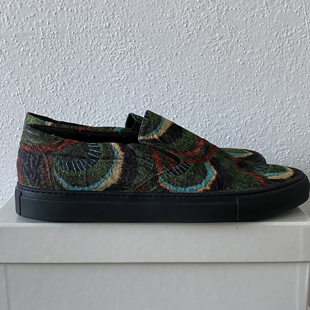 Embroidered Slip On 41 - 5