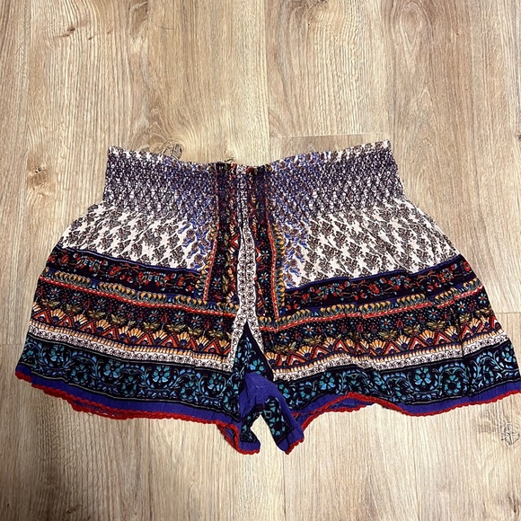 PATRONS OF PEACE Scarf Print Smocked Elastic Waist Shorts - 1