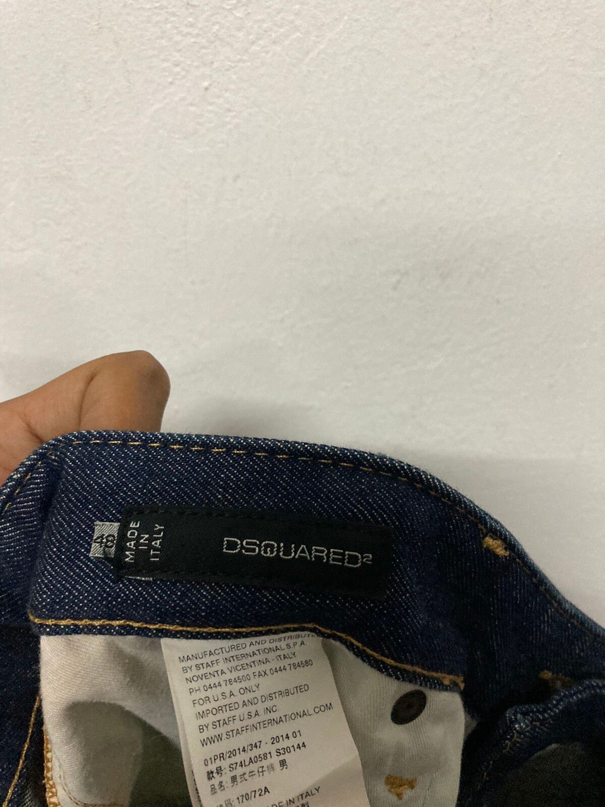Dsquared2 Straight Cut Denim Jeans - 20