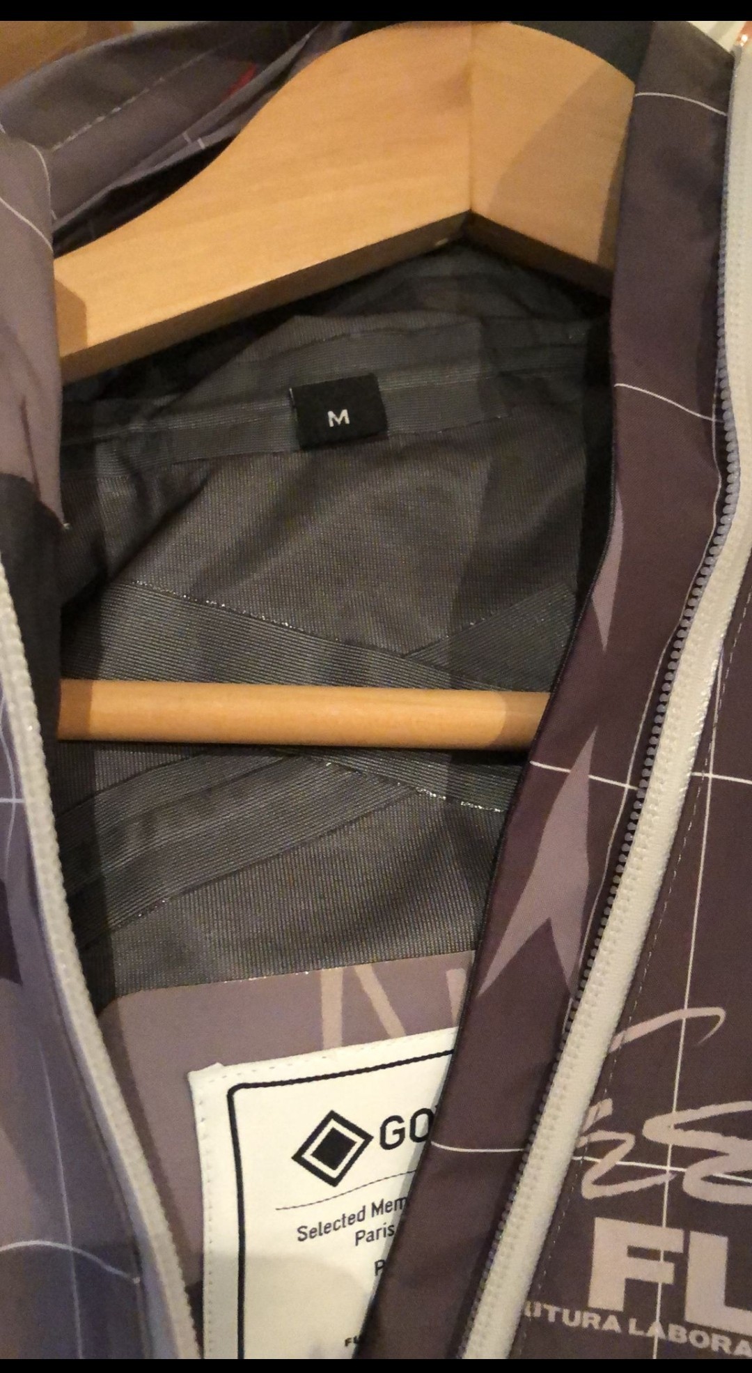 Goretex - Futura Poncho and tote - 3