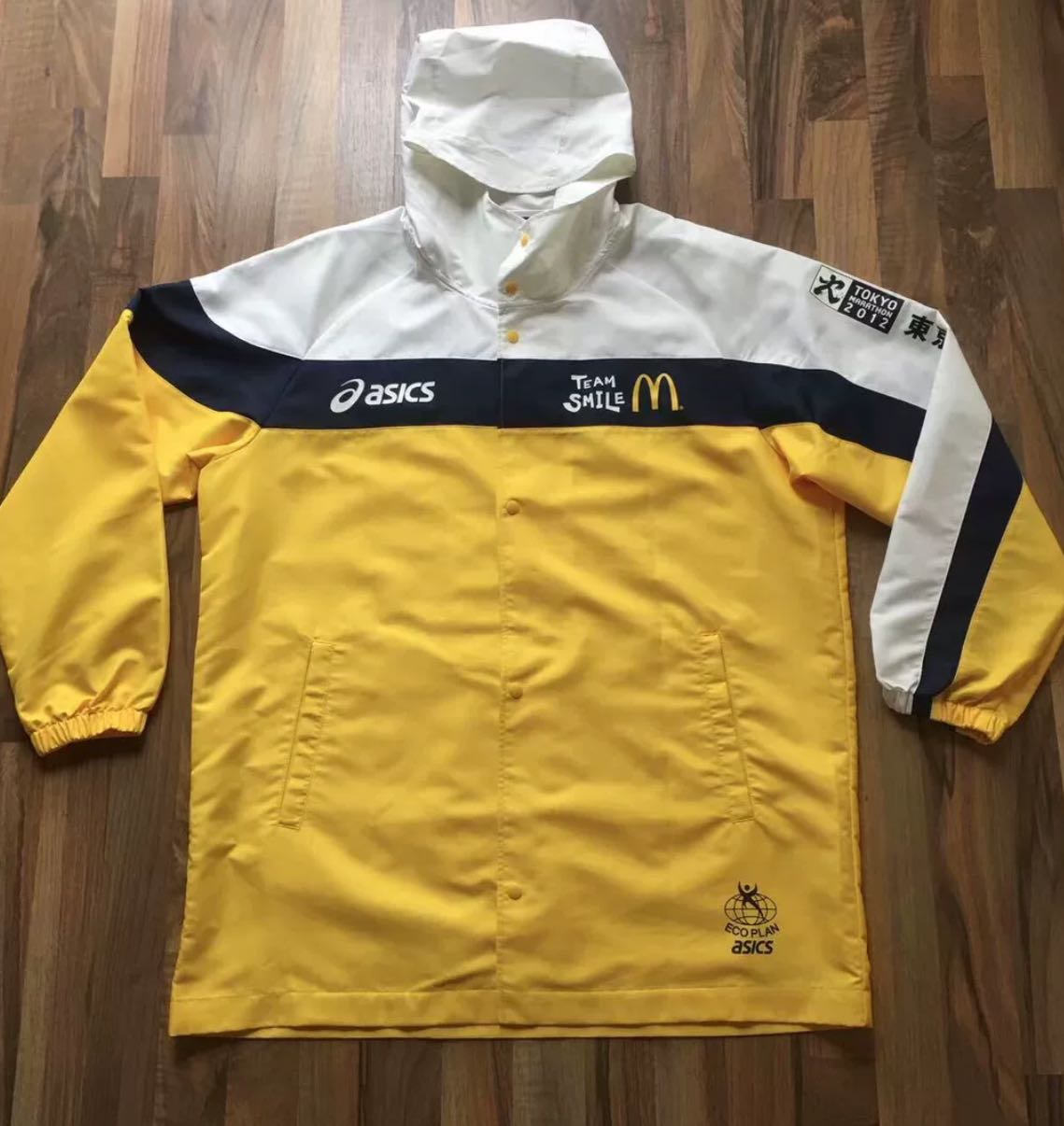 asics McDonald jacket size M/L - 1