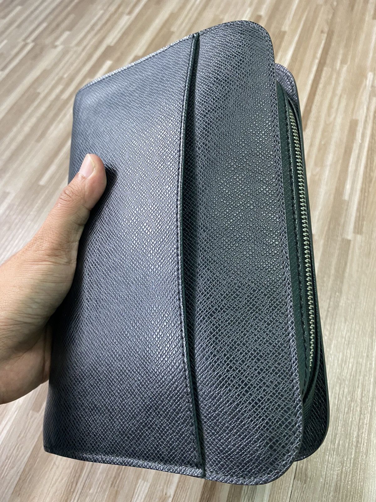 Authentic Louis Vuitton Black Taiga Clutch - 9