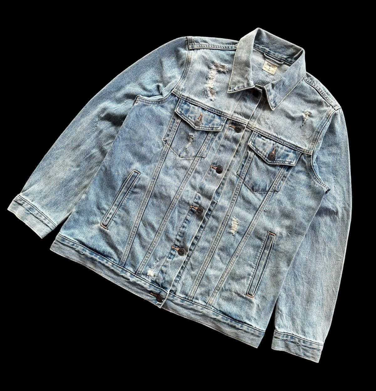 Gap Denim Jacket Distressed - 3