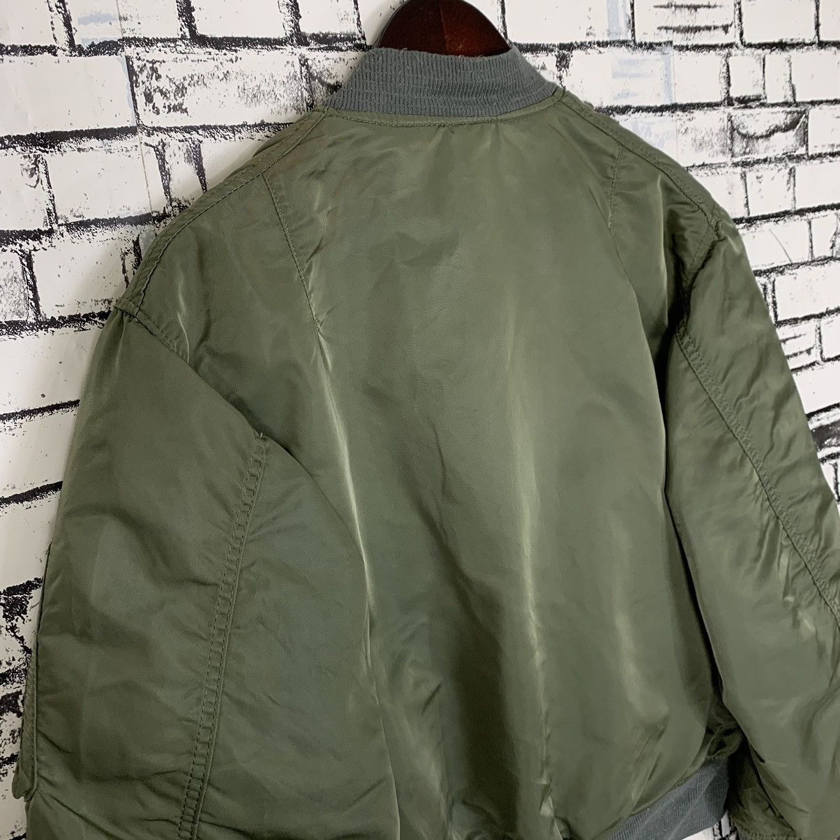 Alpha Industries American Military Bomber Flight Jacket - 13