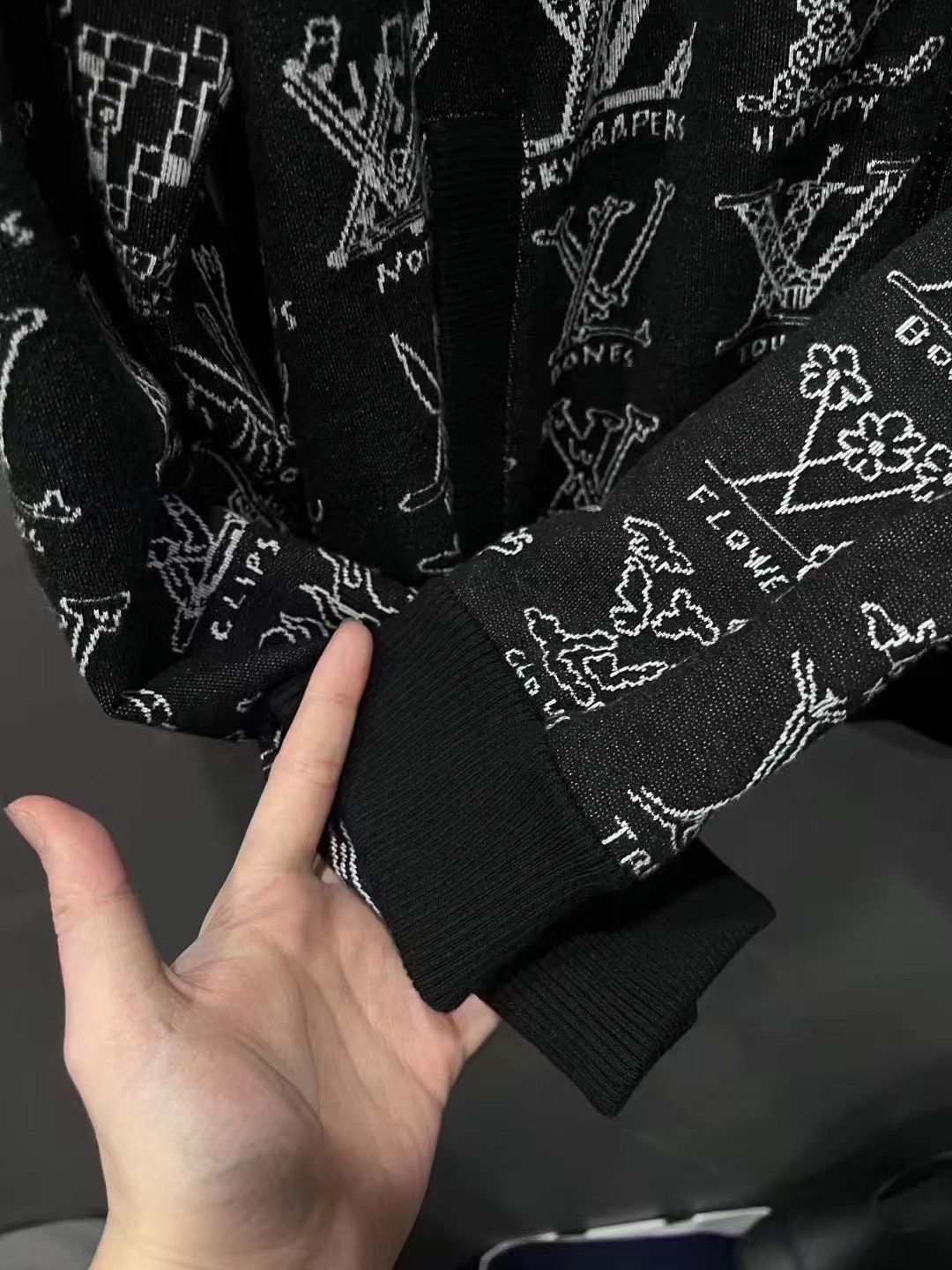 Lv Louis Vuitton all over logo embroidered zipper jacket - 3