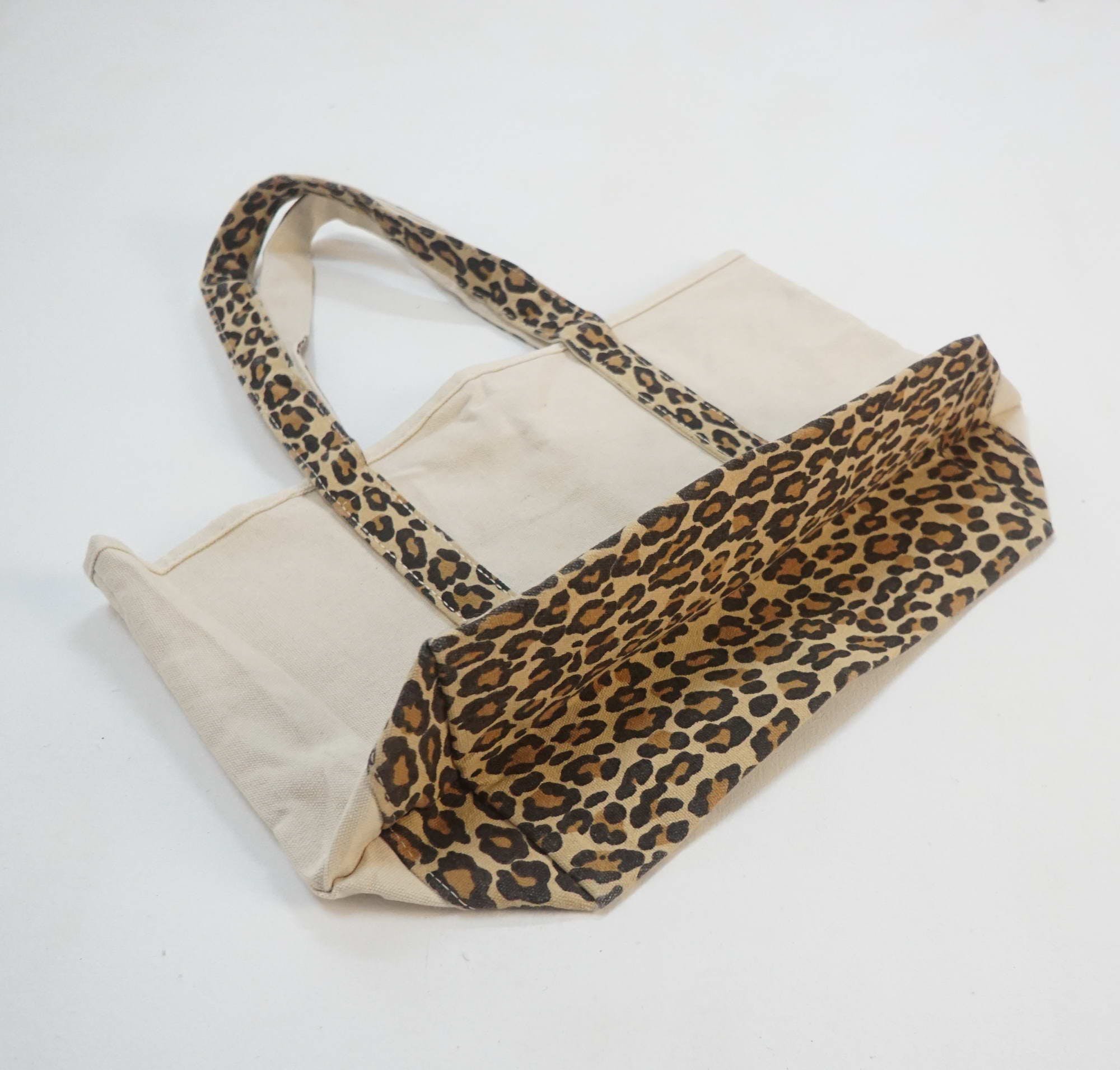 UNITED ARROWS Leopard Printed Tote Bag - 8