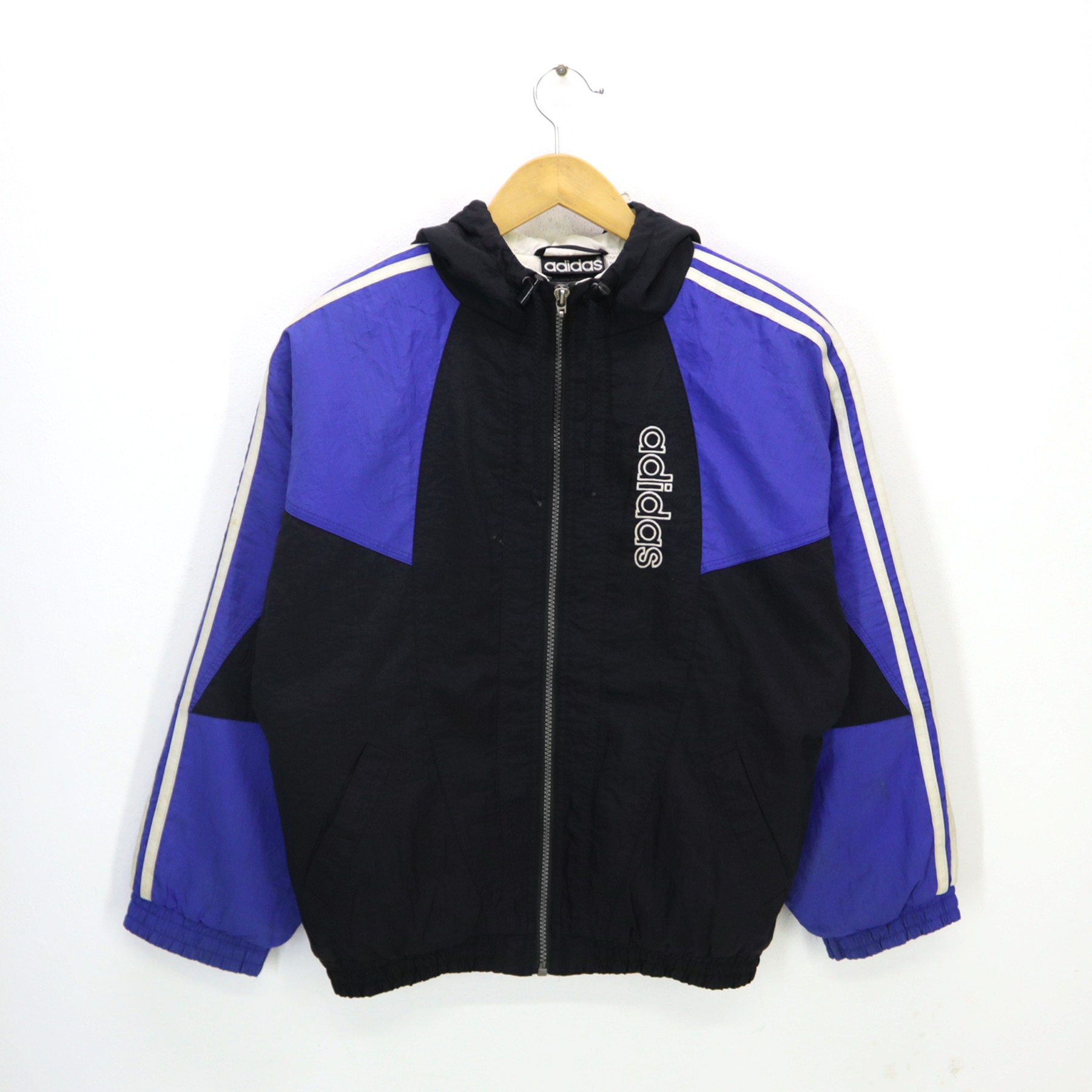 adidas Vintage 80s 90s ADIDAS Puffer Bomber Hoodie Jacket ADIDAS Big Logo Trefoil Embroidered Size Medium happenplace REVERSIBLE