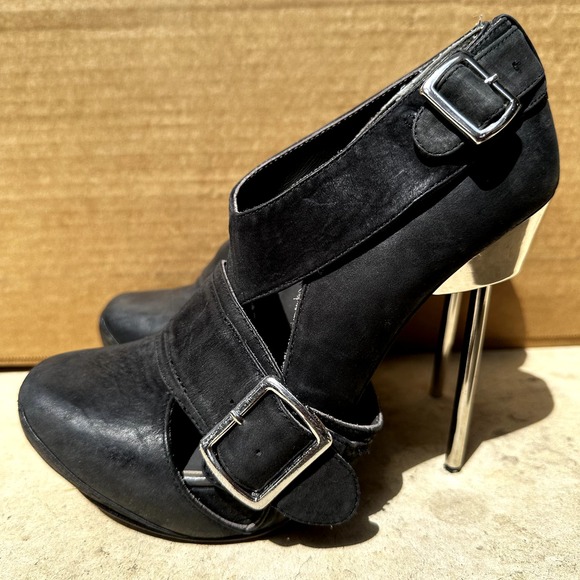 United Nude Ankle Boots Heels Closed Toe Buckle Straps Leather Black 7.5 - 4