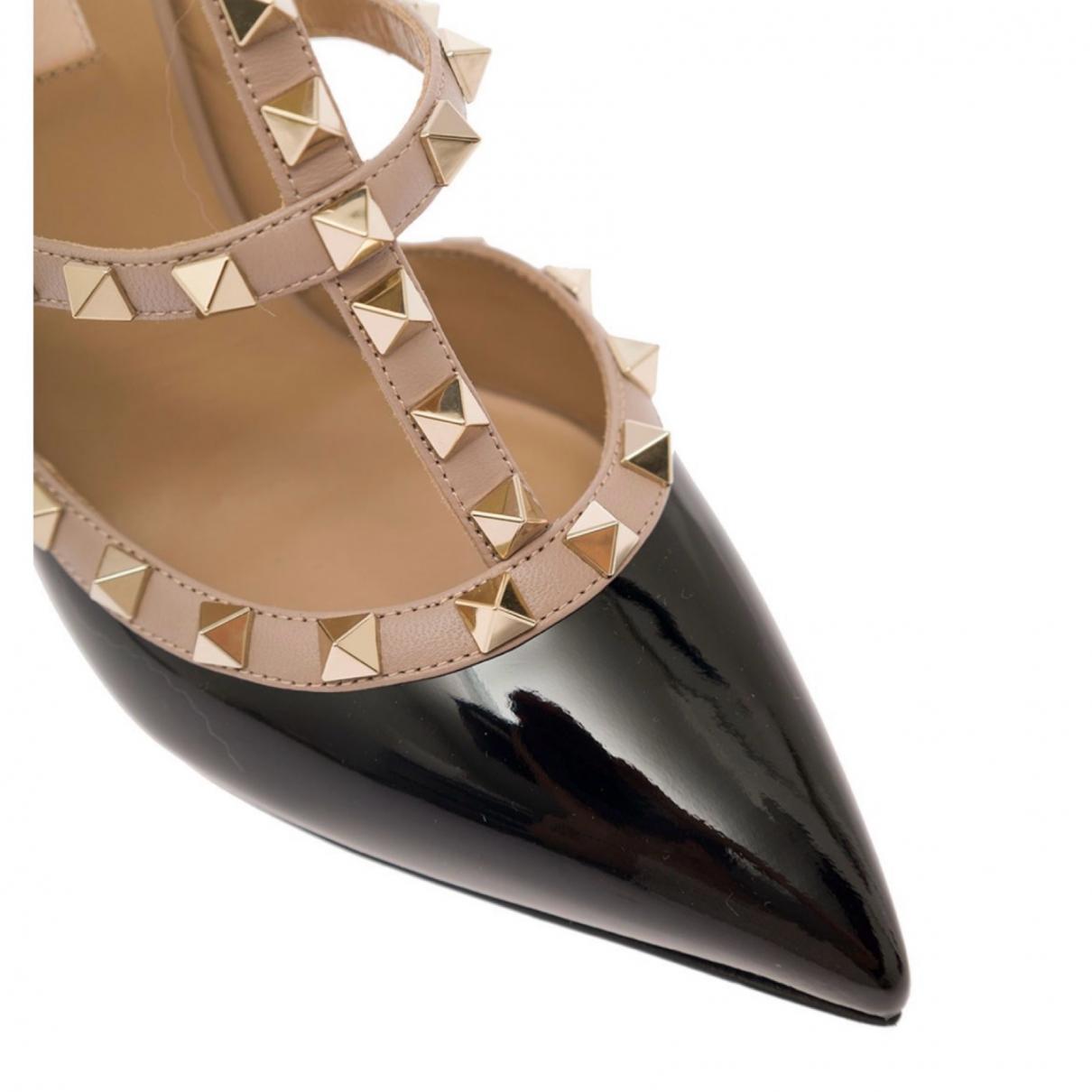 Rockstud leather heels - 4