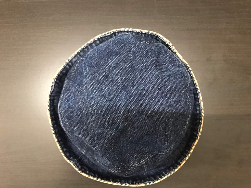 Burberry blue label hat denime design - 3