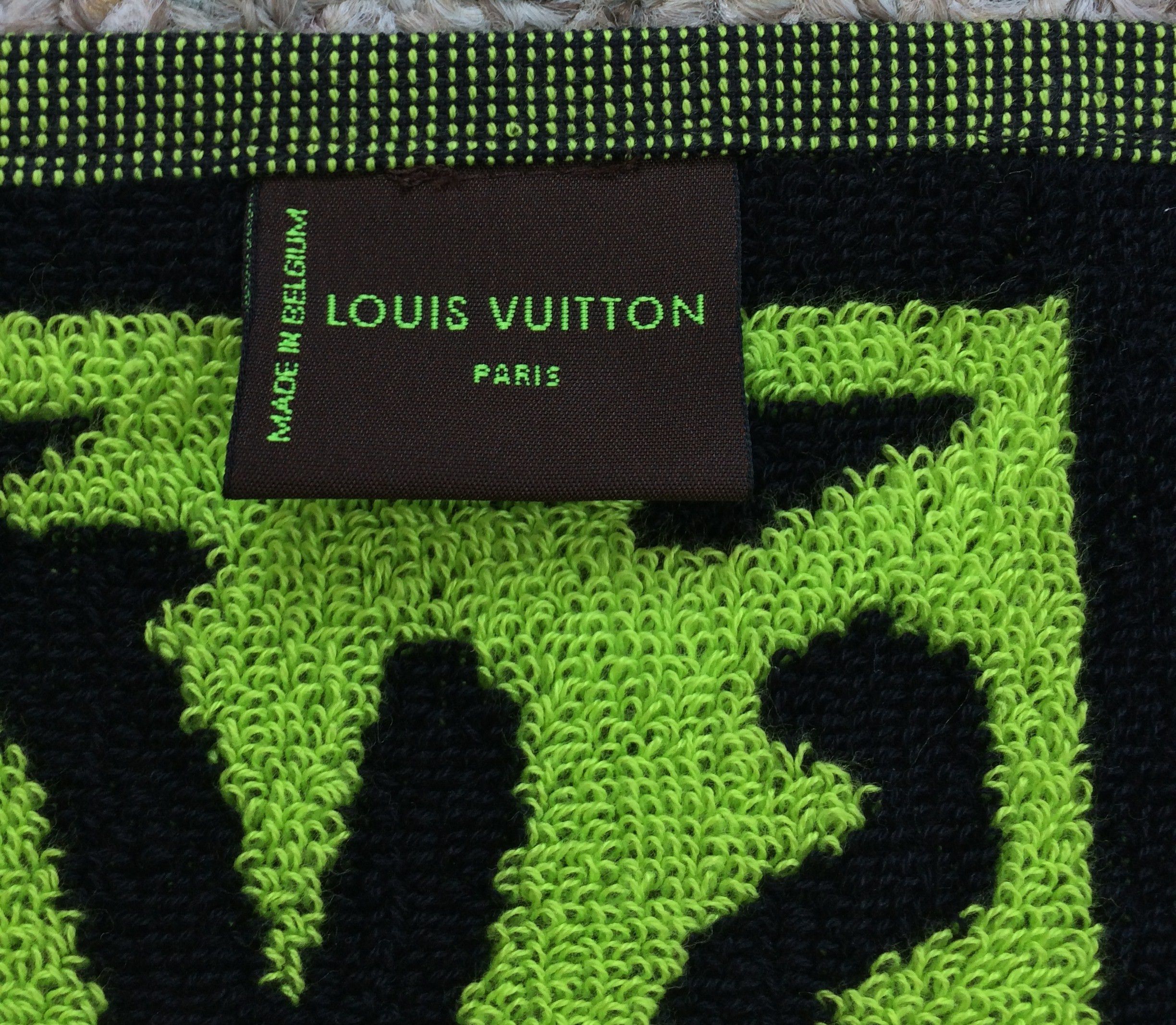 NEW F/W 2008 Louis Vuitton x Sprouse Graffiti Towel - 4