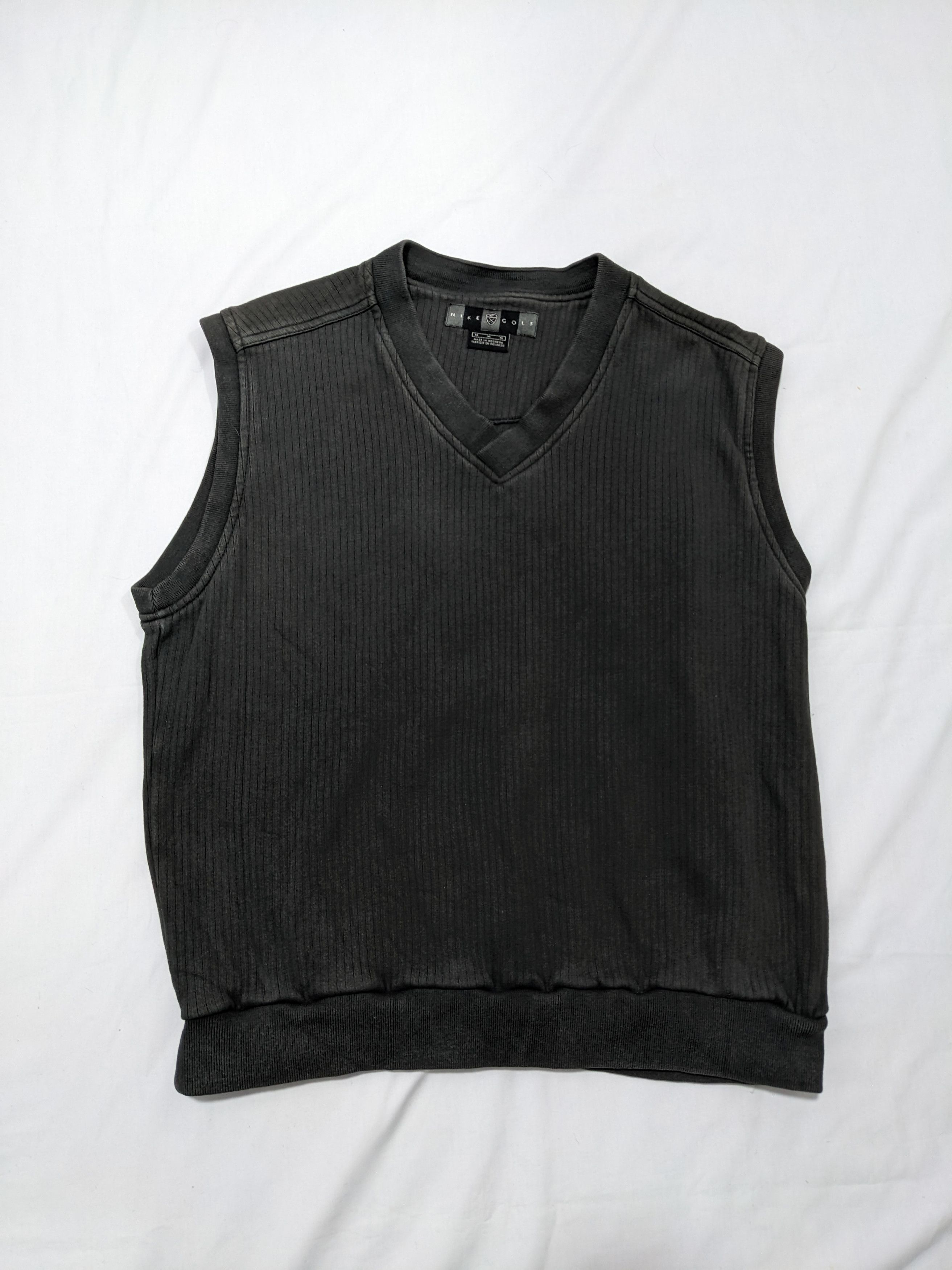 Nike Golf Sunfaded Vest Sleeveless V-Neck Black Size Medium - 1