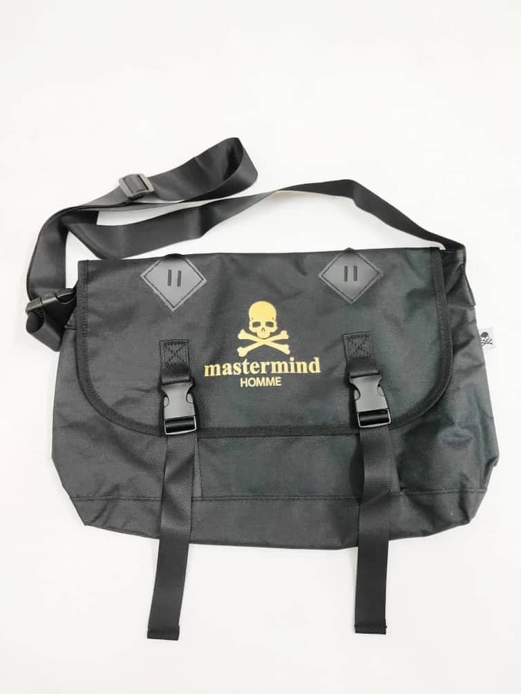 Mastermind Japan Messenger Campus Bag Gold Logo - 1