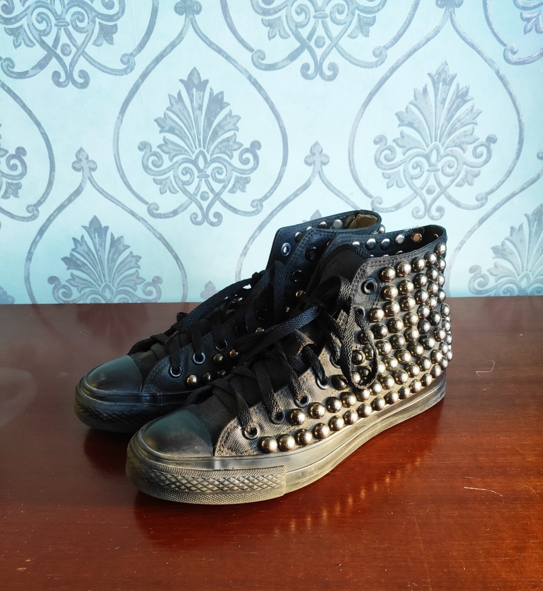 If Six Was Nine - GRAIL! Studded sneakers.Like Vivienne Westwood or Dior. - 3